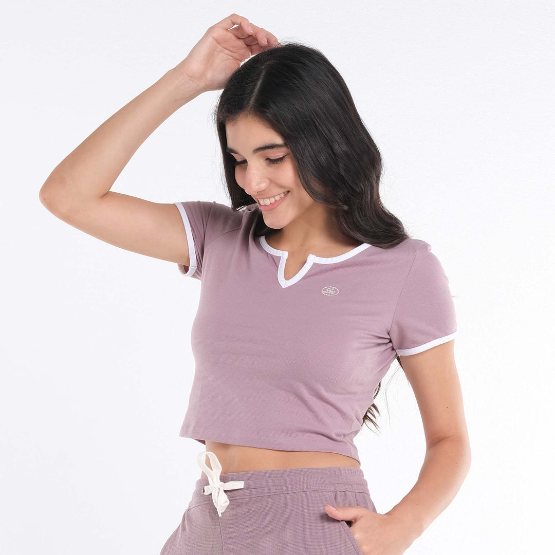 WOMENS FITTED CROP TOP WITH V-NOTCH NECKLINE