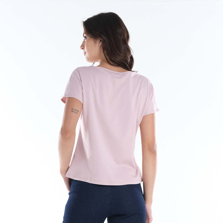 LEE LADIES MODIFIED V-SHAPED NECKLINE TOP WITH SMALL LOGO