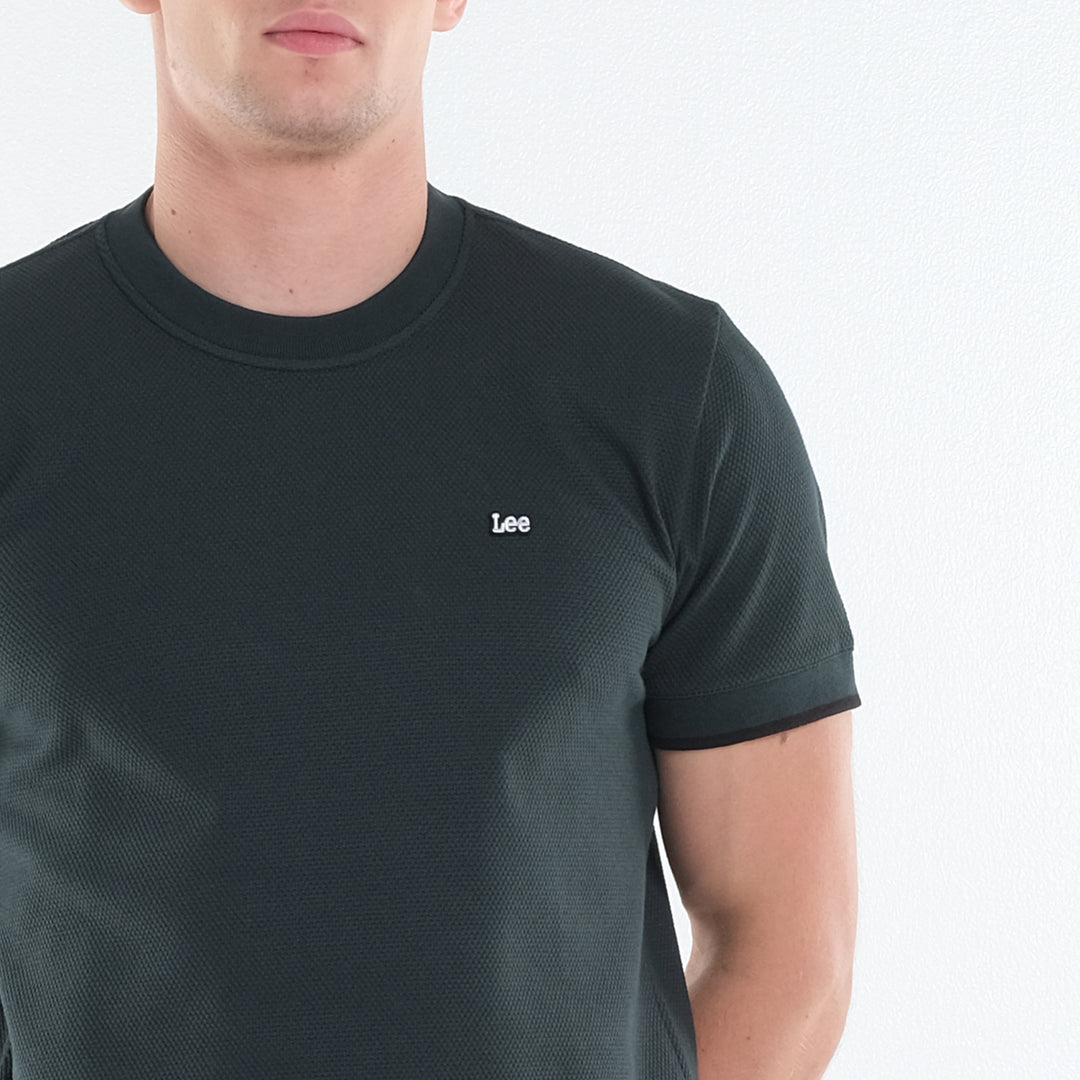 LEE MEN'S ROUNDNECK WITH SMALL PATCH LOGO